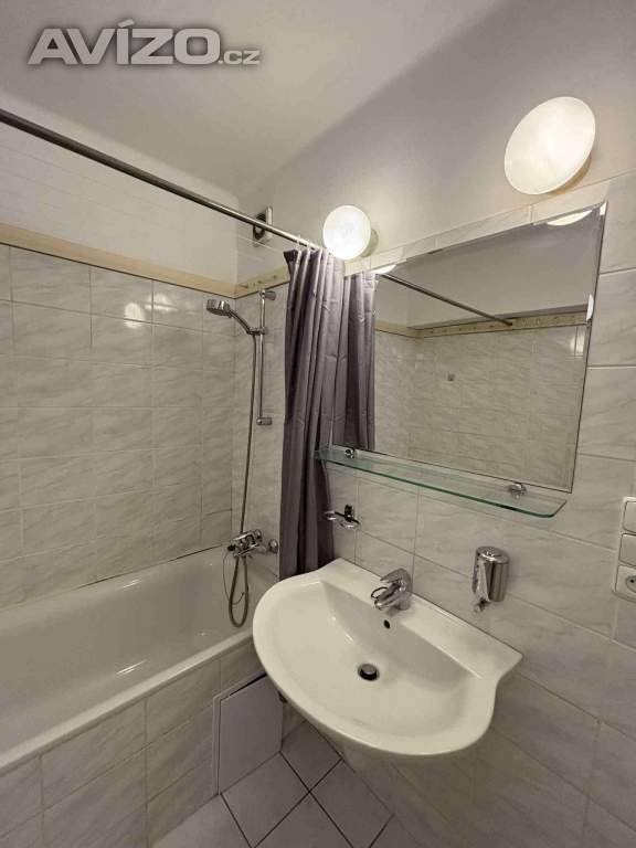 Foto inzerátu REZERVACE- CENTRUM 3+kk 67m2 + garáž ul.Sokolská třída