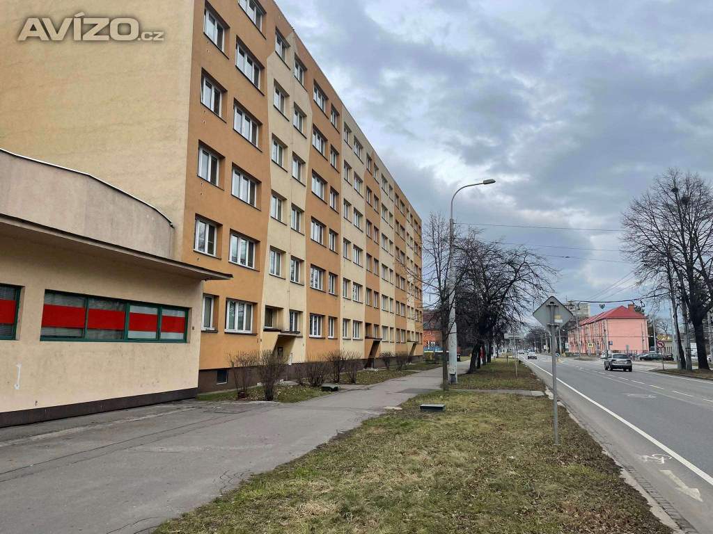 Foto inzerátu REZERVACE- CENTRUM 3+kk 67m2 + garáž ul.Sokolská třída