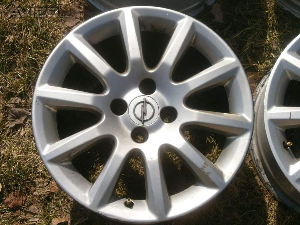Foto inzerátu 4xOriginál Litá kola na OPEL ASTRA H velikost 16tky.