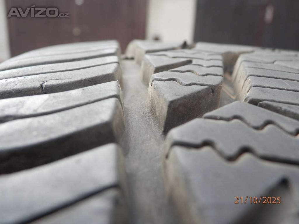 Foto inzerátu 4xCeloroční gumy BARUM  195/55 R15  2x8MM 2x7,2MM