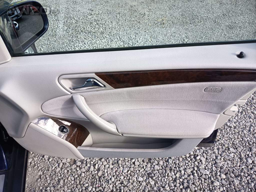 Foto inzerátu Mercedes Benz C 180 Elegance 