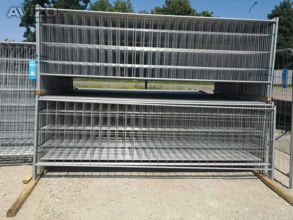 STAVEBNÍ PLOT Nízký mobilní  175 m - Sada 50 kusů