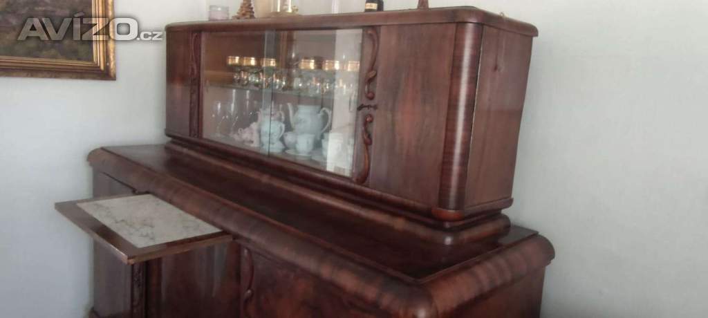 Foto inzerátu Starožitný sekretář a skřínka