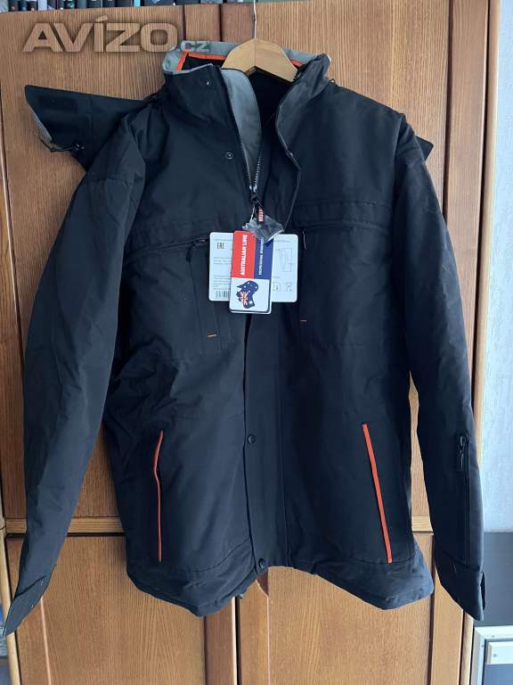 Pánská pracovní zimní bunda zapínáním na zip kryté légou 