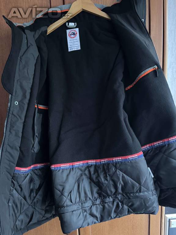 Foto inzerátu Pánská pracovní zimní bunda zapínáním na zip kryté légou 