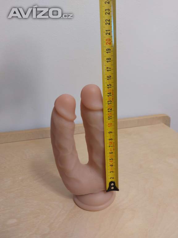 Foto inzerátu Realistické dvojité dildo