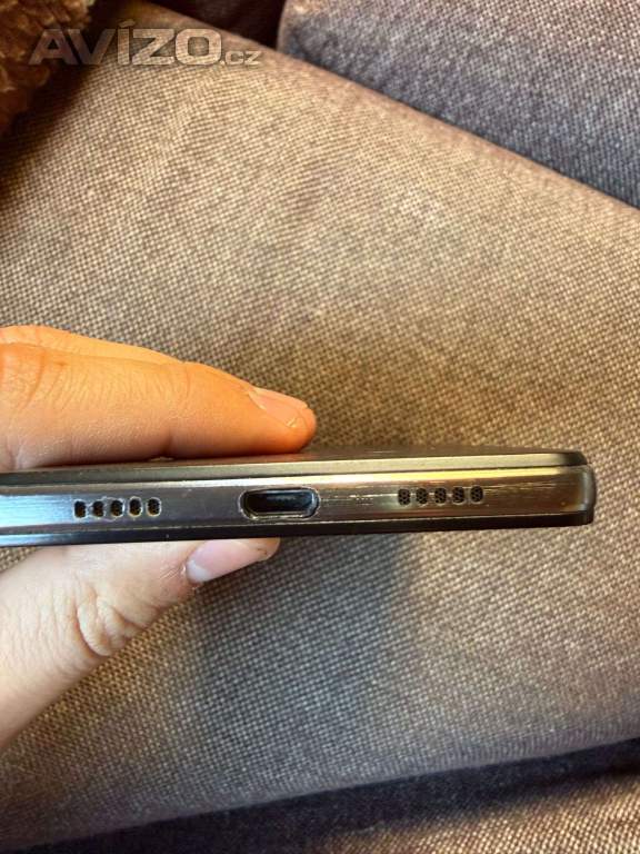 Foto inzerátu Mobilní telefon Huawei P8 lite 