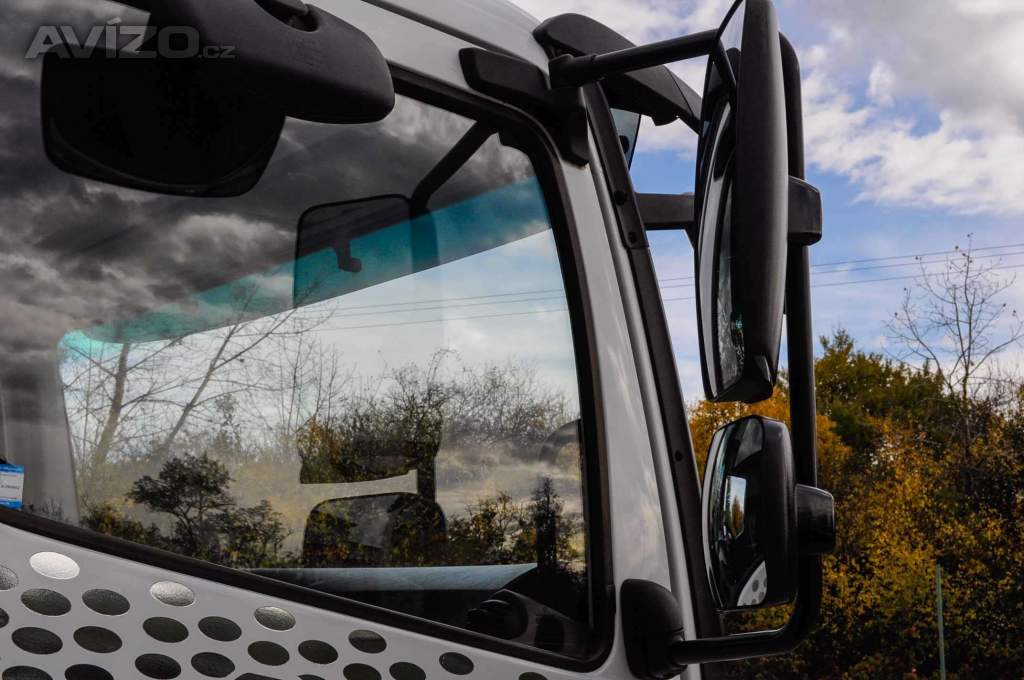 Foto inzerátu MERCEDES ATEGO 1222 TŘÍSTRANNÝ SKLÁPĚČ HYDRAULICKÁ RUKA EU4