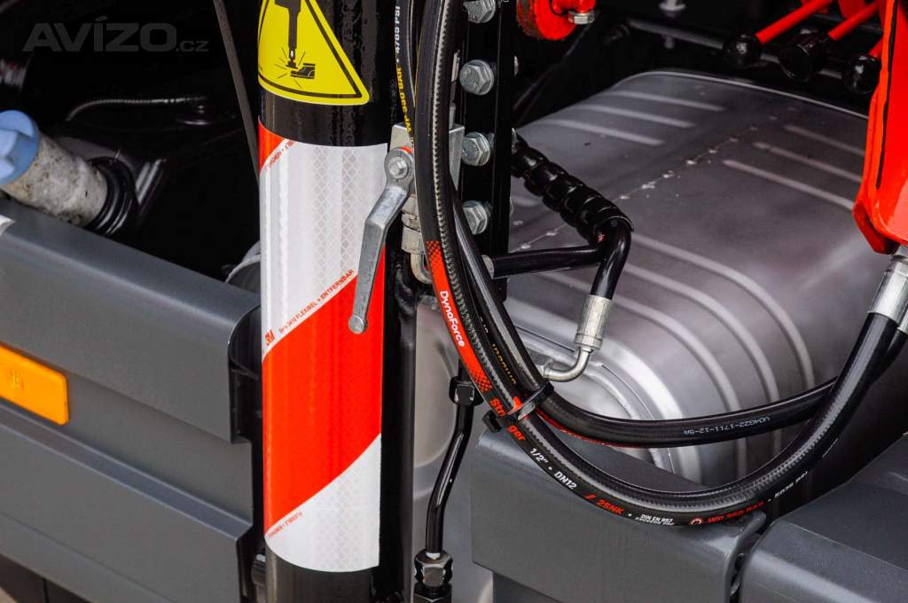 Foto inzerátu MERCEDES ATEGO 1222 TŘÍSTRANNÝ SKLÁPĚČ HYDRAULICKÁ RUKA EU4