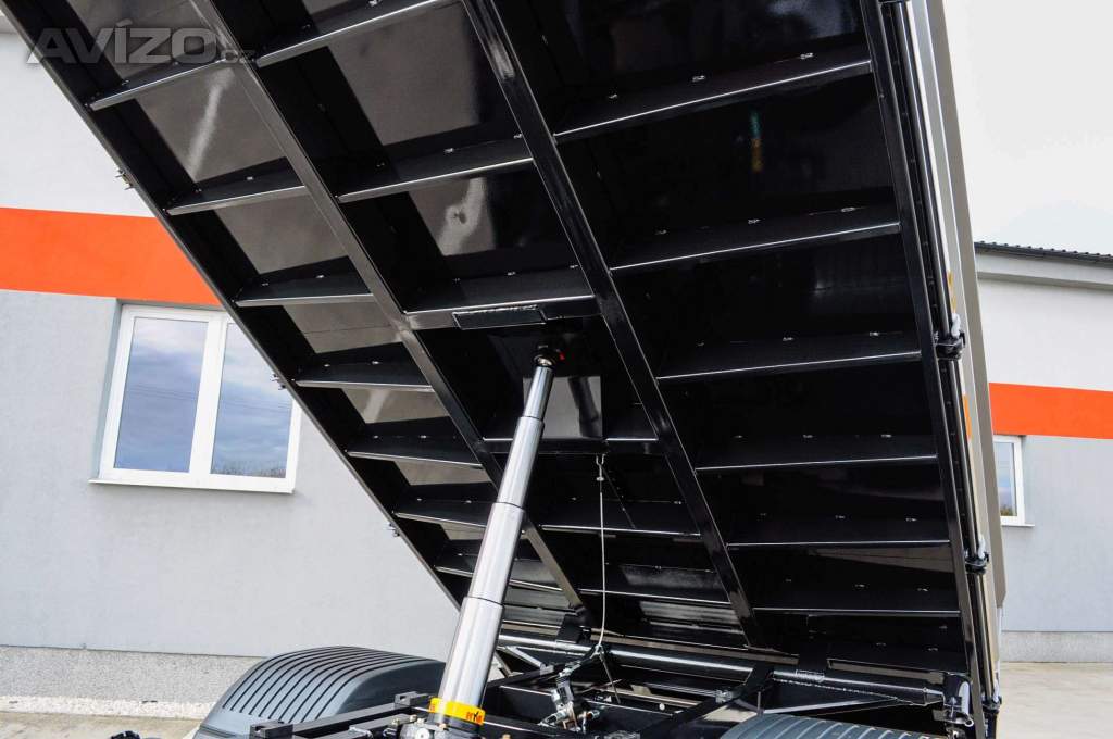 Foto inzerátu MERCEDES ATEGO 1222 TŘÍSTRANNÝ SKLÁPĚČ HYDRAULICKÁ RUKA EU4