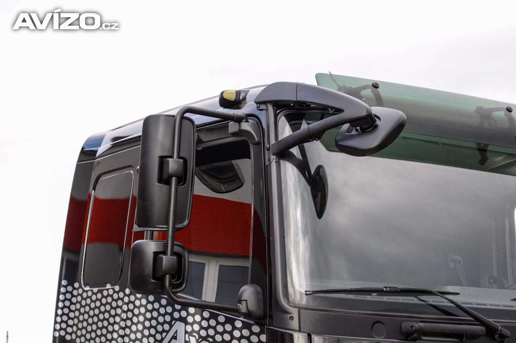 Foto inzerátu MERCEDES AXOR 1829 / 18T HÁKOVÝ NOSIČ KONTEJNERŮ EU5