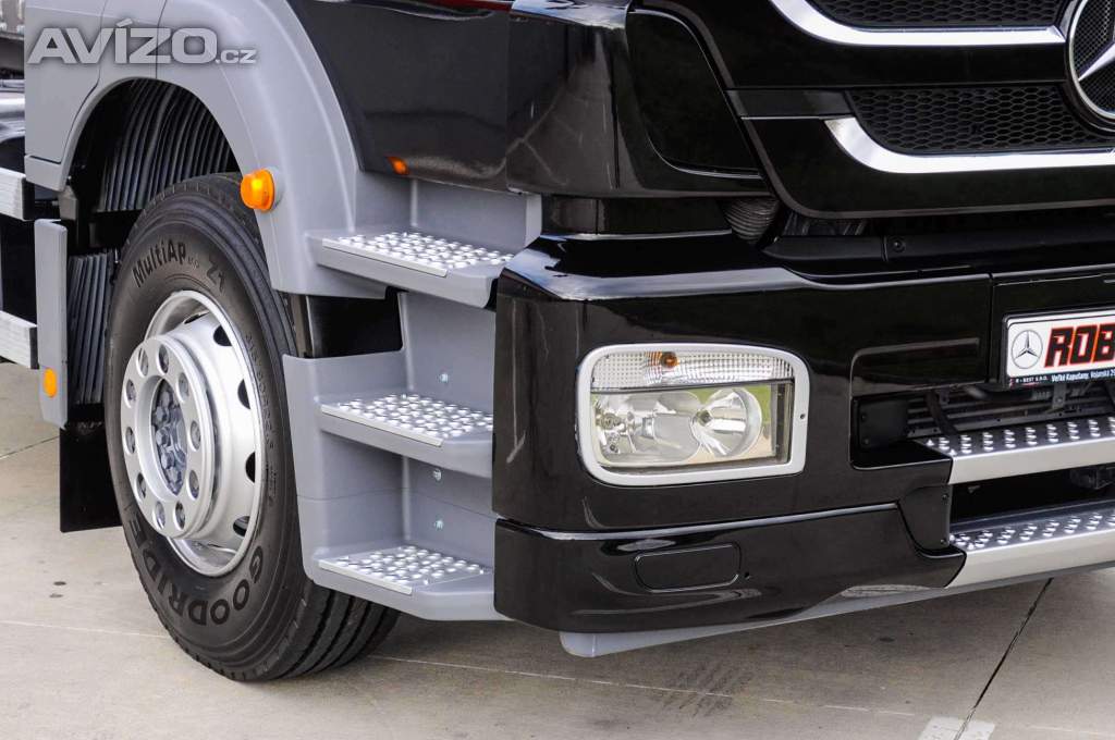 Foto inzerátu MERCEDES AXOR 1829 / 18T HÁKOVÝ NOSIČ KONTEJNERŮ EU5