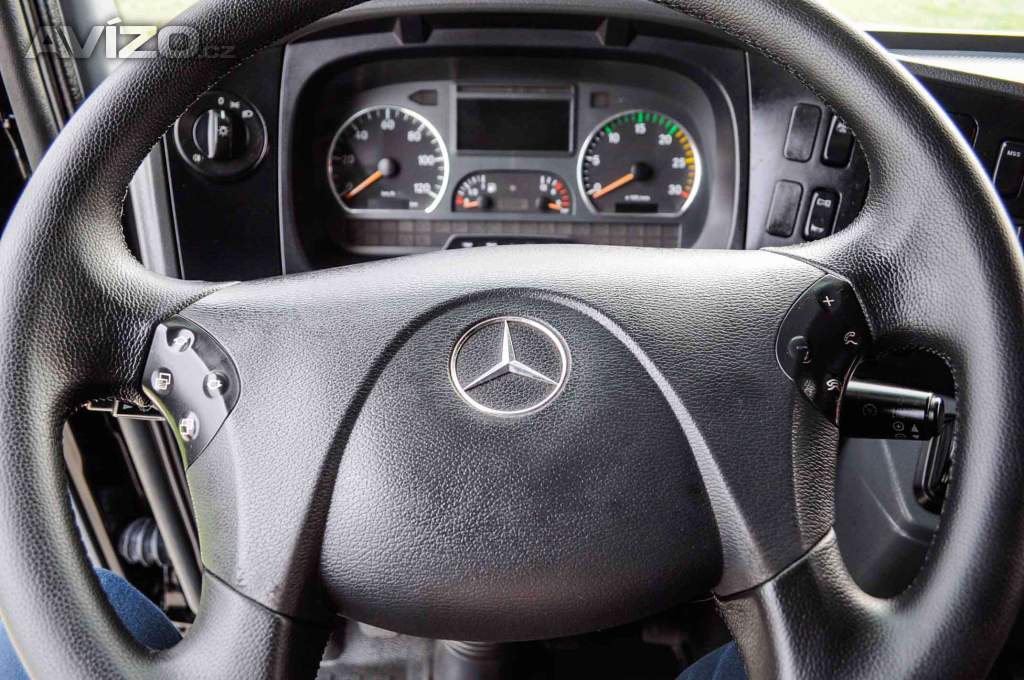 Foto inzerátu MERCEDES AXOR 1829 / 18T HÁKOVÝ NOSIČ KONTEJNERŮ EU5