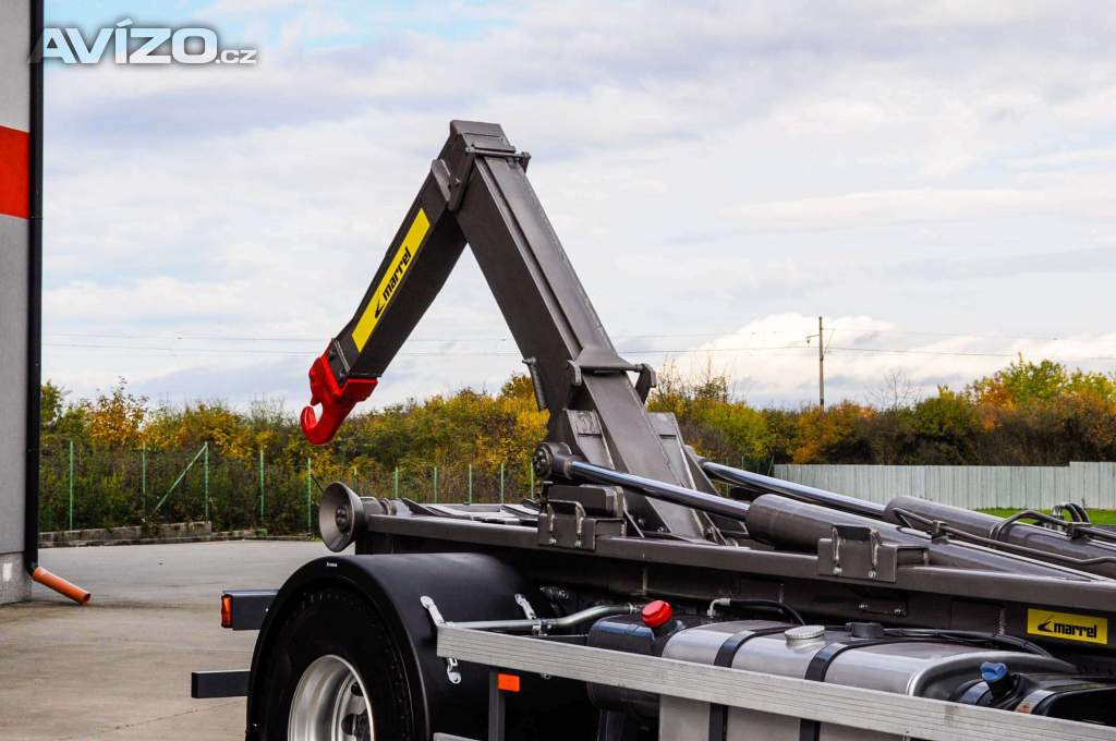 Foto inzerátu MERCEDES AXOR 1829 / 18T HÁKOVÝ NOSIČ KONTEJNERŮ EU5