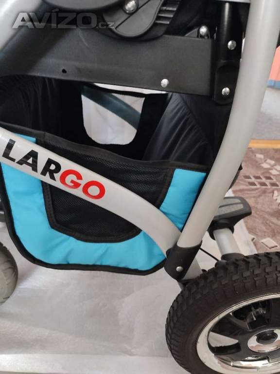 Foto inzerátu Prodám dětský kočárek 3v1