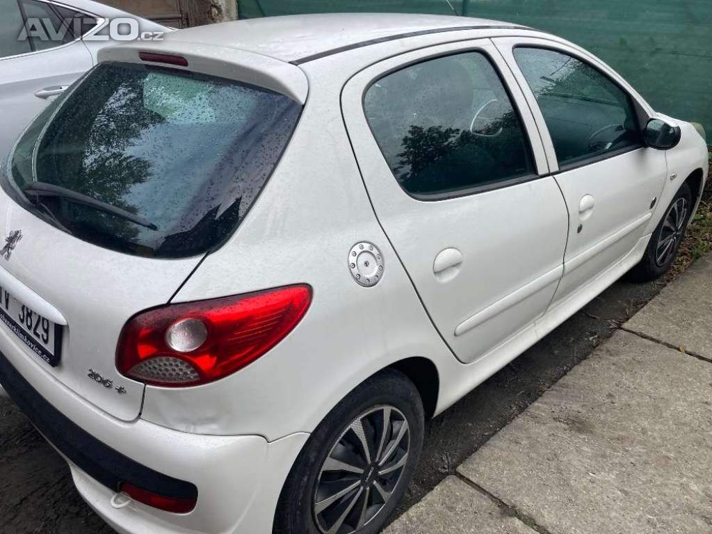 Foto inzerátu Peugeot 206 + na díly v celku