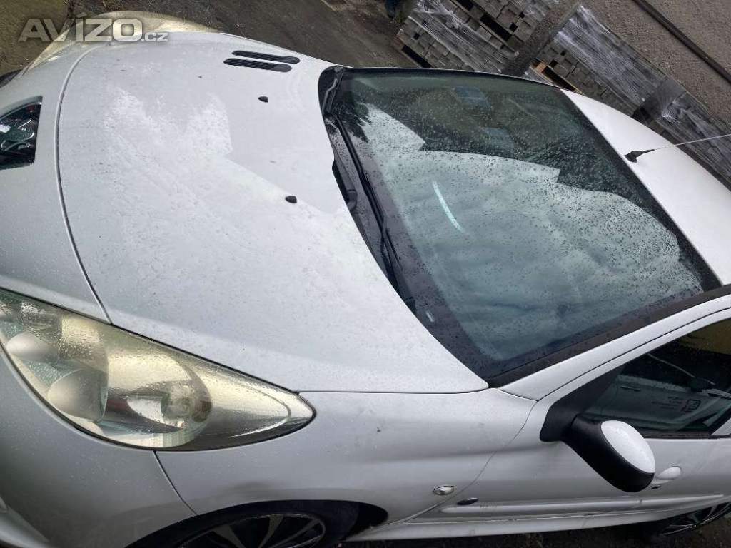 Foto inzerátu Peugeot 206 + na díly v celku