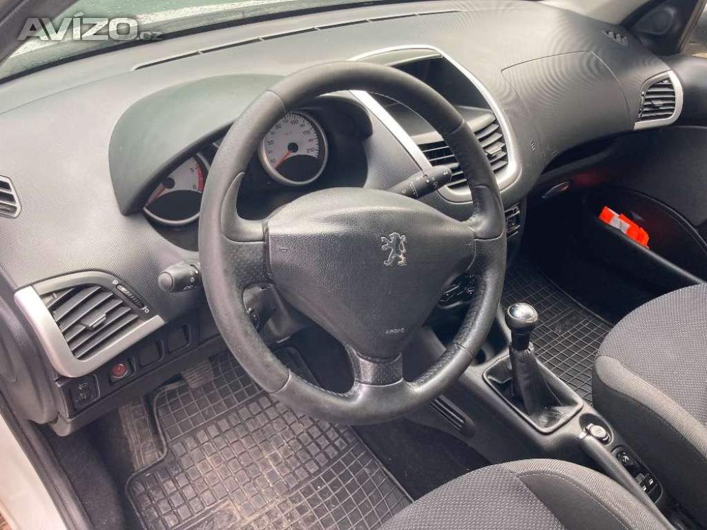 Foto inzerátu Peugeot 206 + na díly v celku