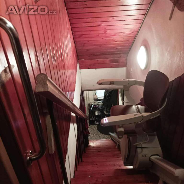 Foto inzerátu Prodám schodišťovou sedačku Stannah