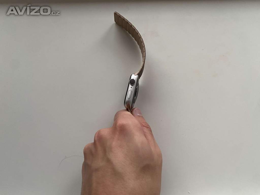 Foto inzerátu Apple Watch 4 - Perfektní stav