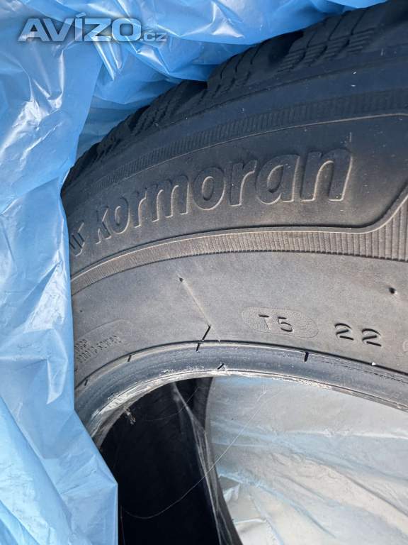 Foto inzerátu Sada zimních pneumatik Kormoran SUV Snow 215/65 R17 99V
