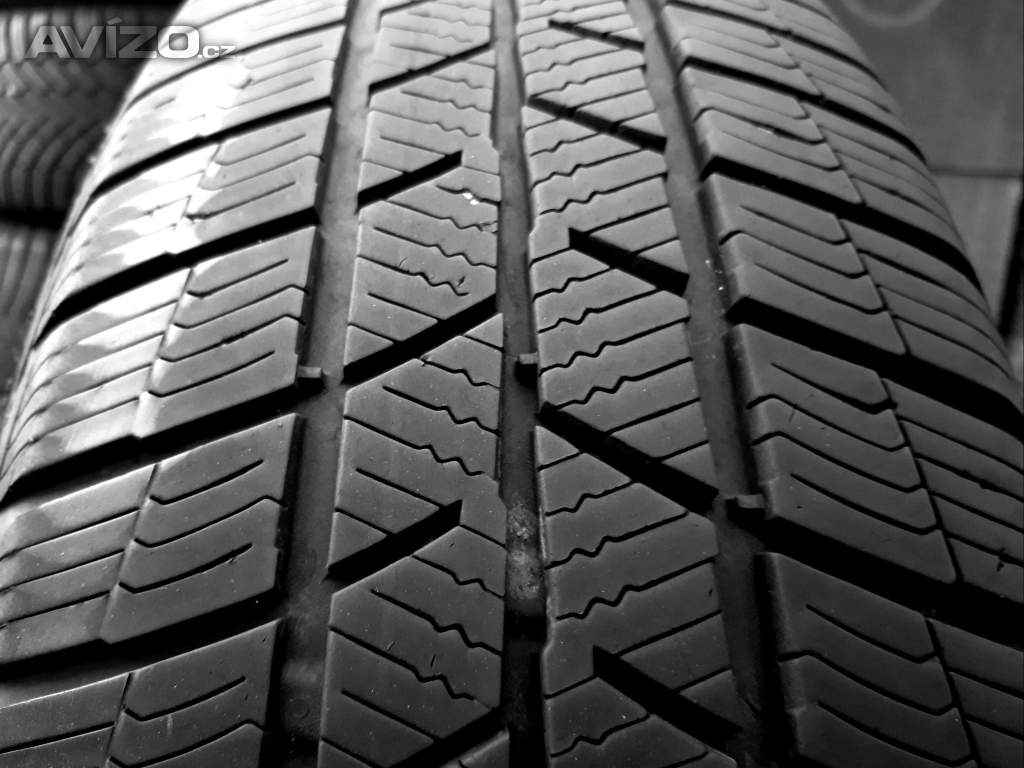 Foto inzerátu Sada nebo 2ks zimních pneu 215/65 R16: