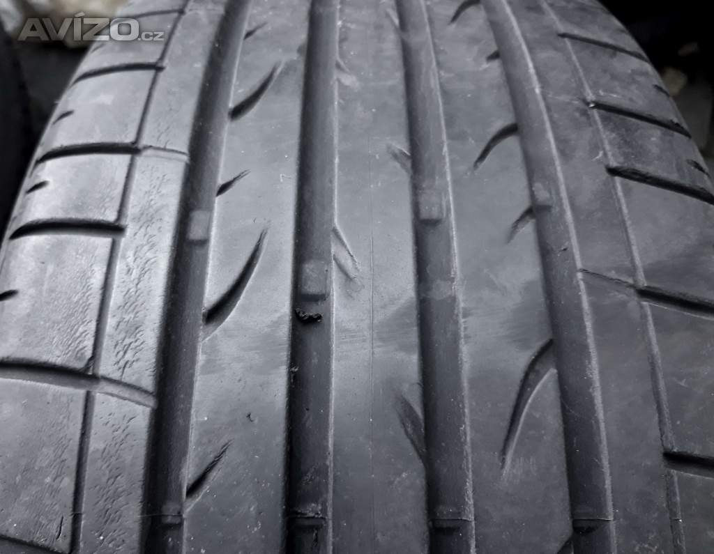 Foto inzerátu Prodám 2+2ks letních pneu 215/50 R18 Toyo