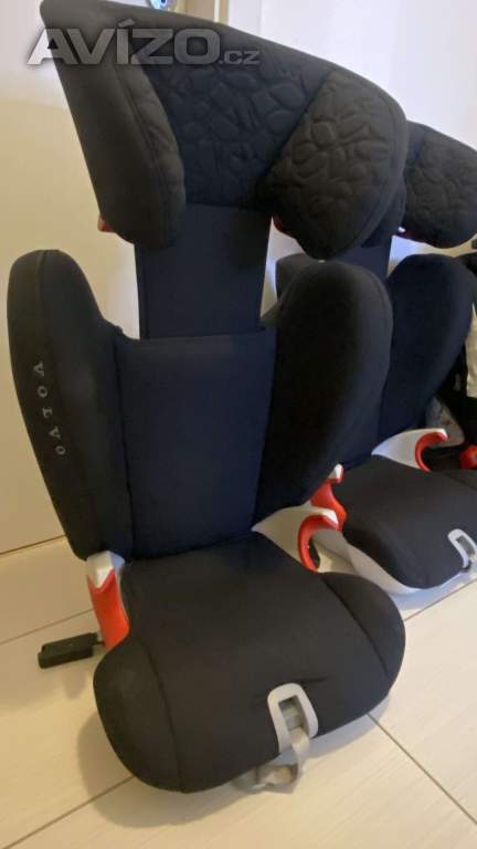 Foto inzerátu Sada 5 autosedacek Volvo, 0-36kg, vhodne do 2 aut.