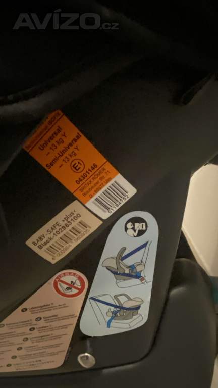 Foto inzerátu Sada 5 autosedacek Volvo, 0-36kg, vhodne do 2 aut.