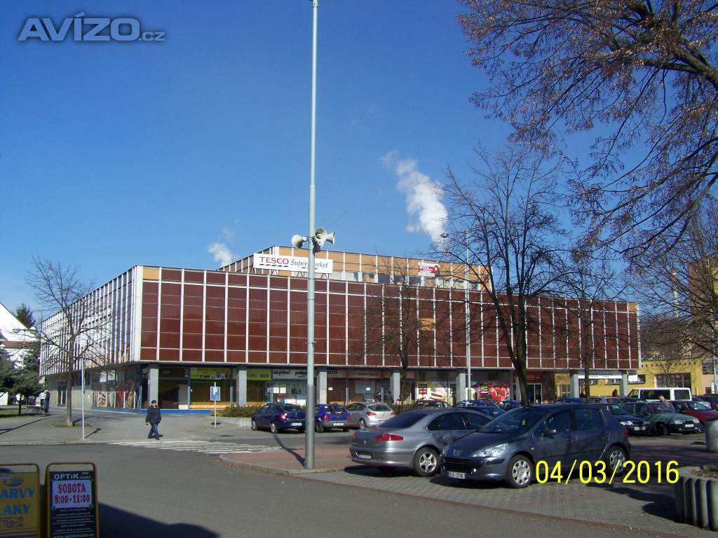 Foto inzerátu Komerční prostory v obchodním domě ve Štětí