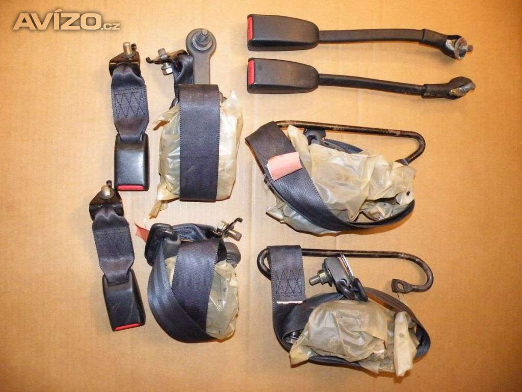 Foto inzerátu Díly - Honda Civic