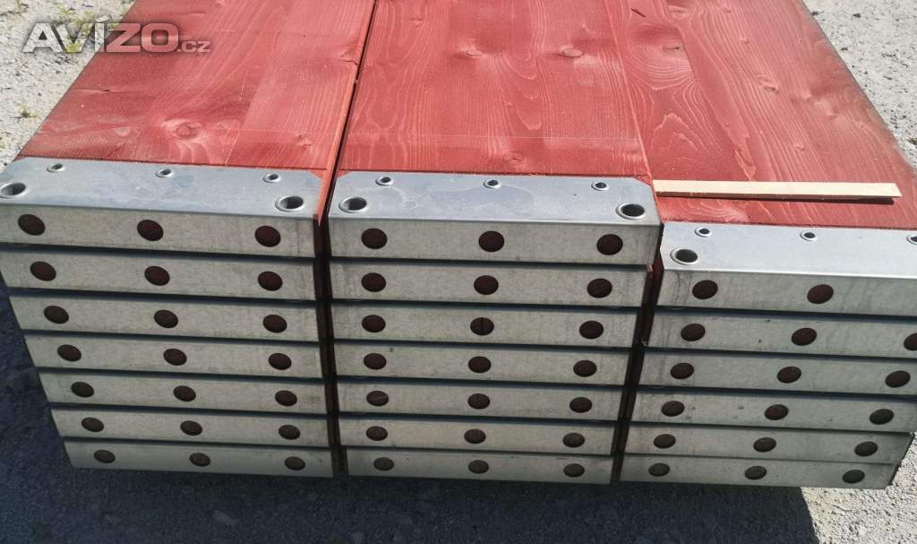 Foto inzerátu vhodné na štítové stěny  Lešení na štít 8,3X12,5 různé rozměry