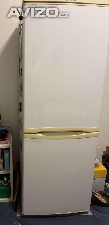 Za odvoz: Lednička Candy (Ostrava-Hrabůvka)