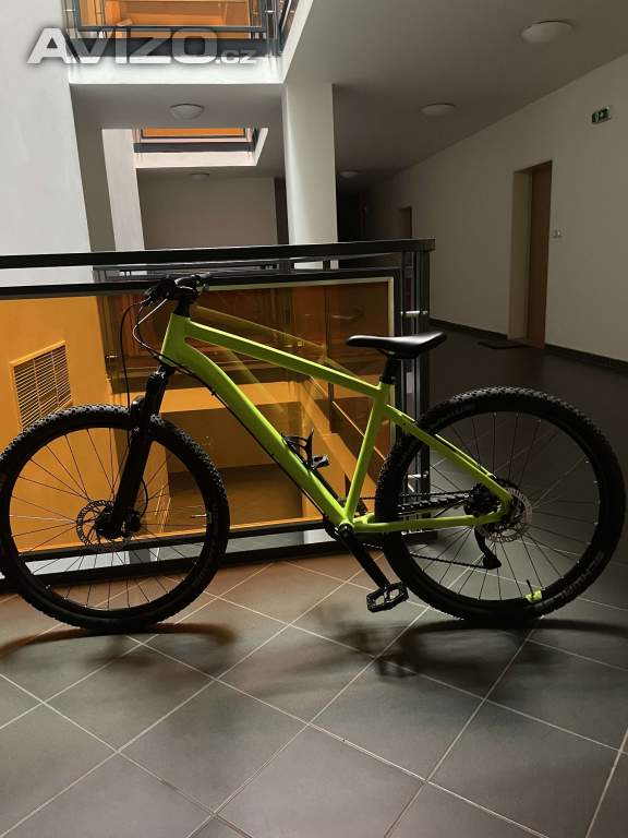 Foto inzerátu Horské kolo velikost L kola 27,5