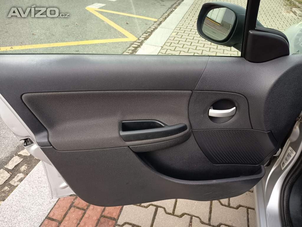 Foto inzerátu Citroen C3 1,4i Comfort ČR Klima 