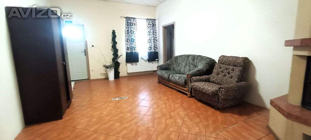 Foto inzerátu 3+kk v rodinném domě u Kopřivnice, zahrada, pergola... Volný podle potřeby.