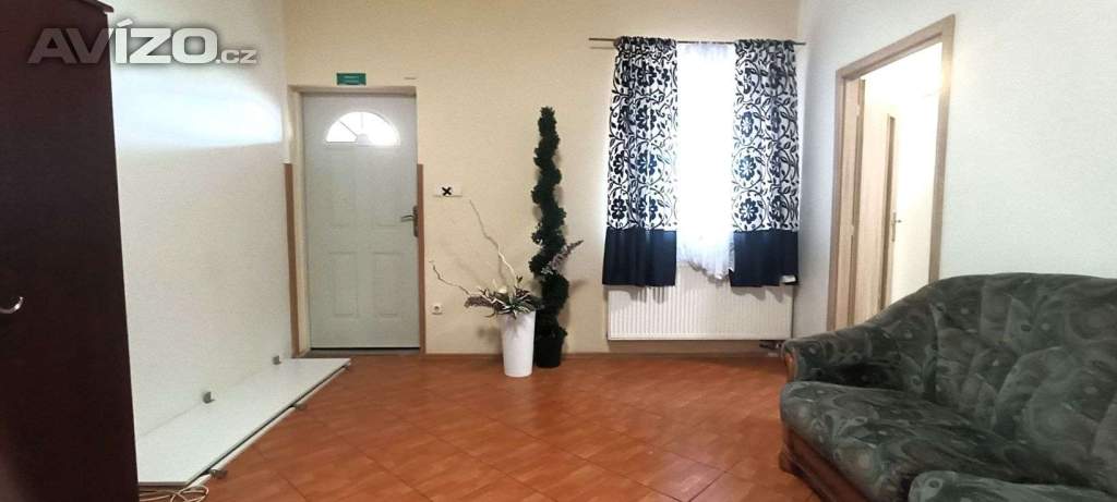 Foto inzerátu 3+kk v rodinném domě u Kopřivnice, zahrada, pergola... Volný podle potřeby.