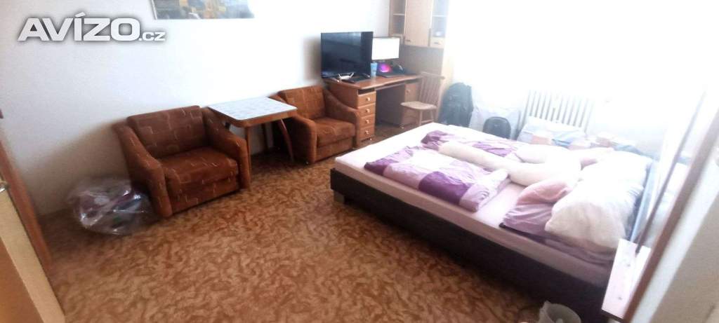 Foto inzerátu 1+1 O.- Fifejdy, nezařízený, doplatky na bydlení nevadí...  Volný během pár dnů...