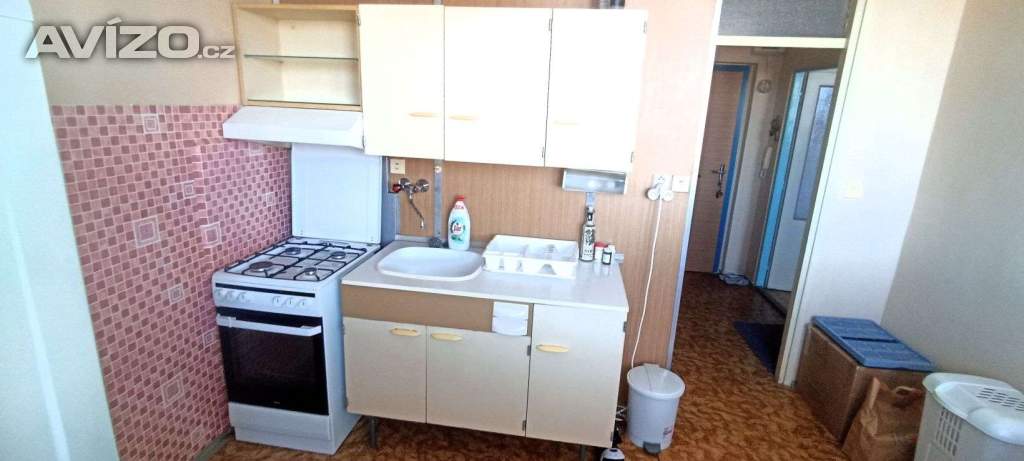 Foto inzerátu 1+1 O.- Fifejdy, nezařízený, doplatky na bydlení nevadí...  Volný během pár dnů...