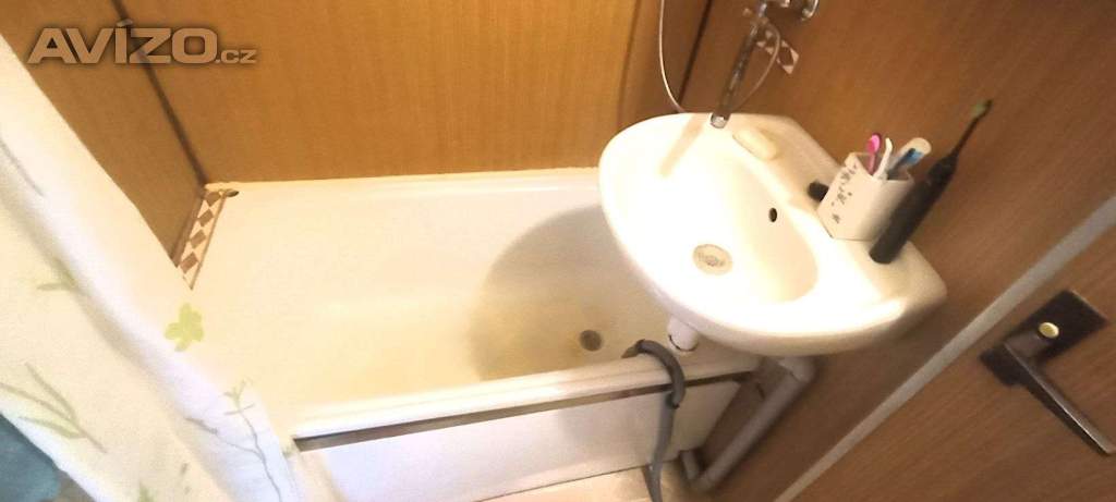 Foto inzerátu 1+1 O.- Fifejdy, nezařízený, doplatky na bydlení nevadí...  Volný během pár dnů...