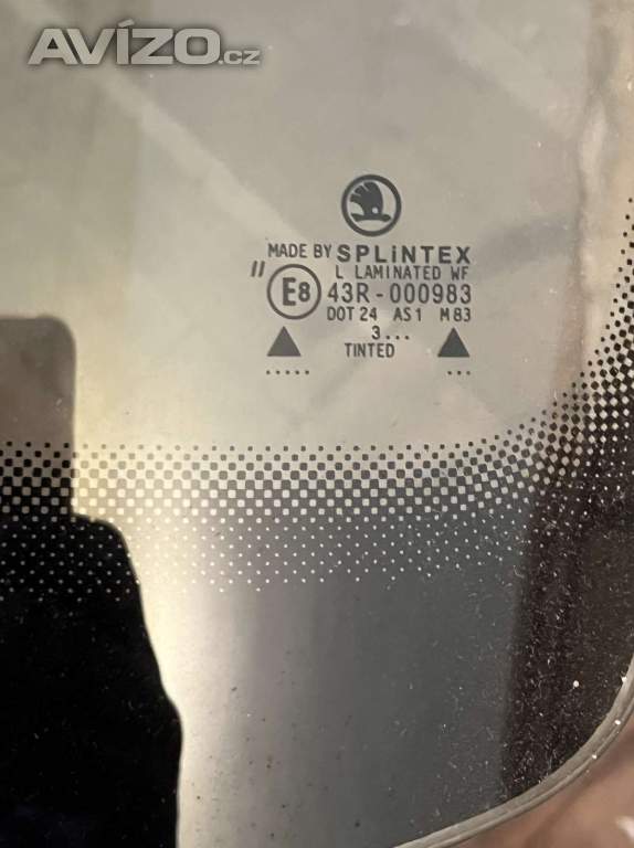 Foto inzerátu Nové přední sklo Škoda FELICIA zelené s pruhem