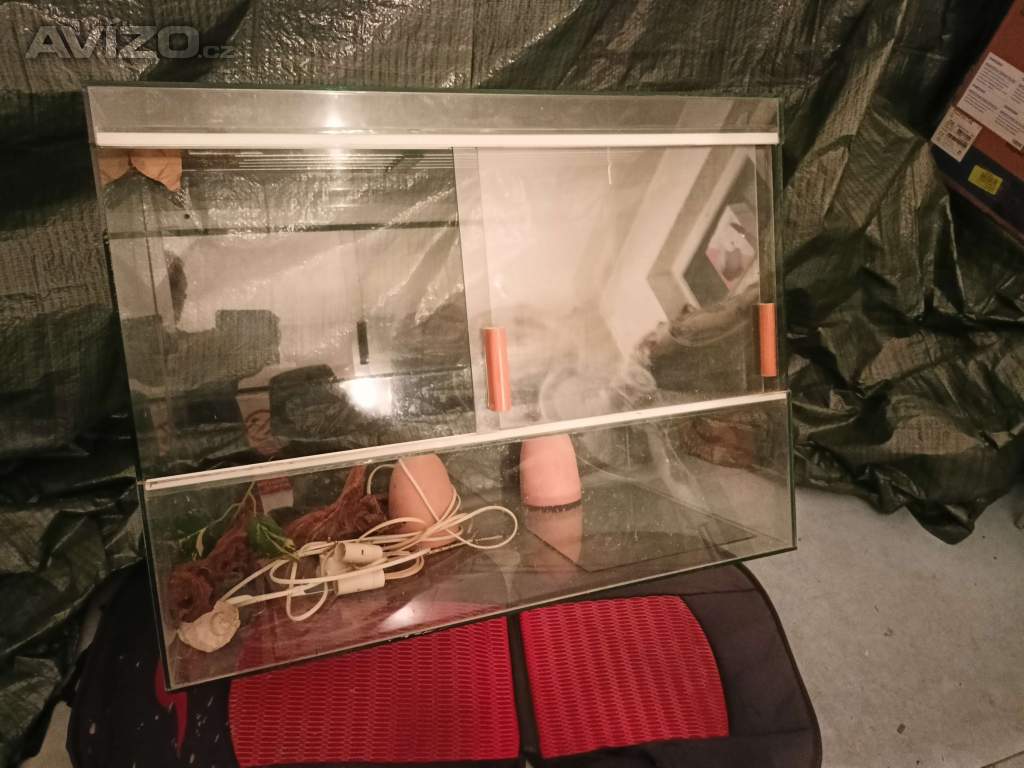 Foto inzerátu TERARIUM - velikosti 74x56x42,5 cm