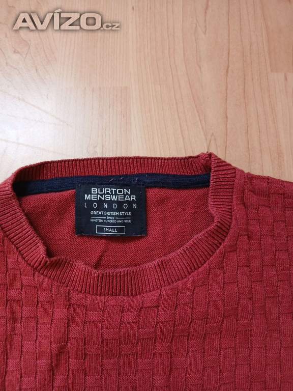 Foto inzerátu Dámský svetr 