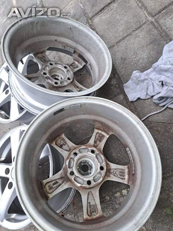 Foto inzerátu Škoda octavia II a III. Alu kola 6,5Jx15
