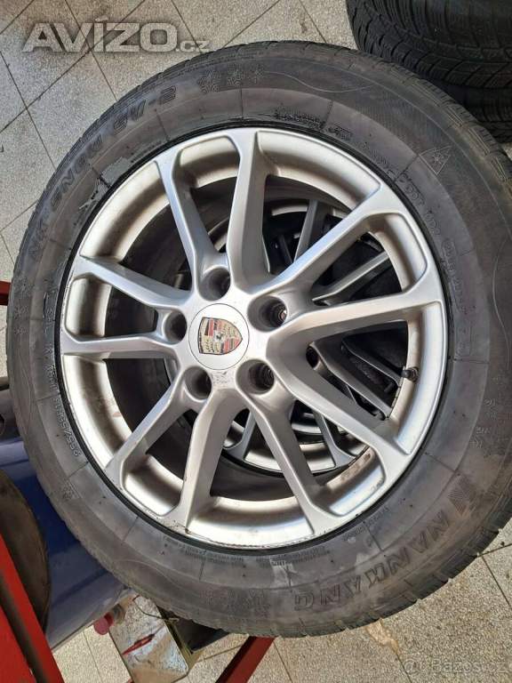 Foto inzerátu Porsche Cayenne - Originání alu kola 18 Zimní pneu