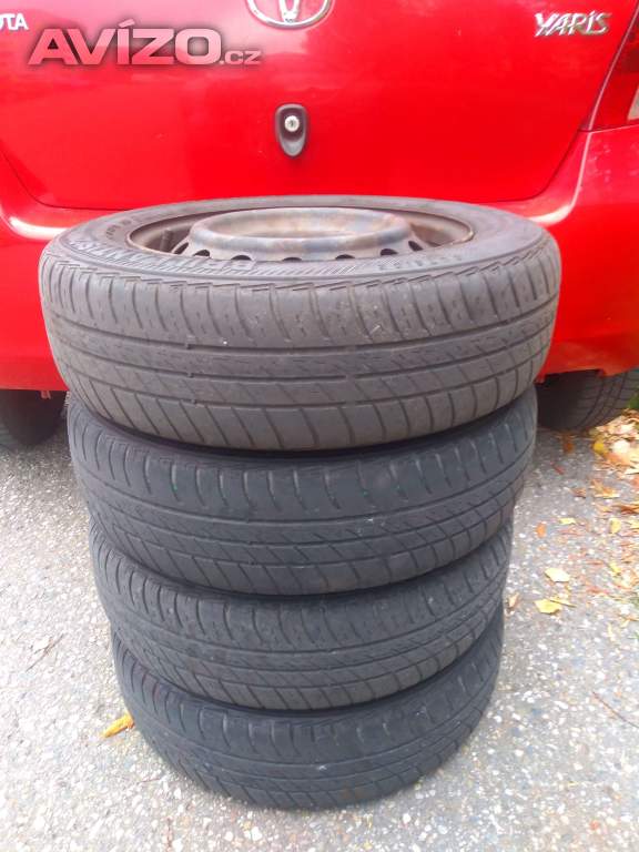 Foto inzerátu Prodáme Toyota Yaris 1.0 VVTI 51Kw benzín, r.12/2007, nová v ČR.