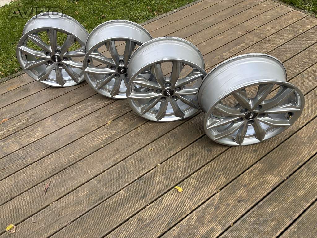 Foto inzerátu Alu disky Audi 7.0 x 17 5x112 ET 34