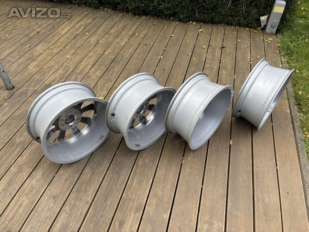 Foto inzerátu Alu disky Audi 7.0 x 17 5x112 ET 34