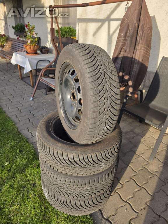Foto inzerátu Prodám zimní gumy 4ks.