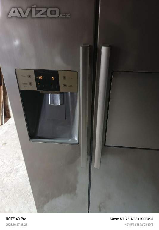 Foto inzerátu us lednice 6 let stara malo pouzivana